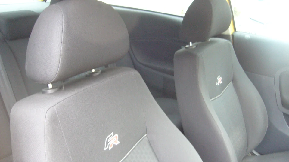 SEAT Ibiza FR 1.8 turbo 3