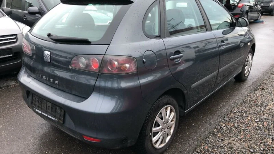 SEAT Ibiza 2