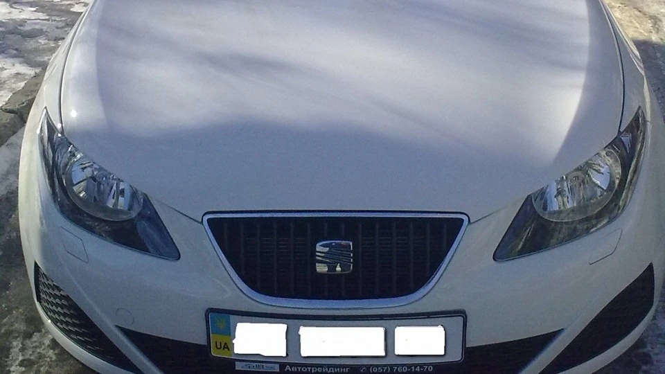 SEAT Ibiza 1.4 блондинка