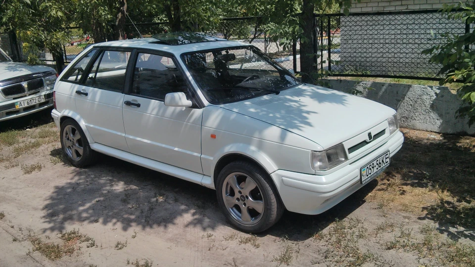 SEAT Ibiza 1.5 "Friend" 5