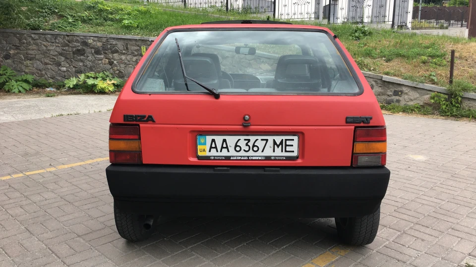 SEAT Ibiza 1.5 GLX "ROJO RALLYE" 4
