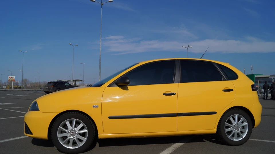 SEAT Ibiza 1.6 АТ 5