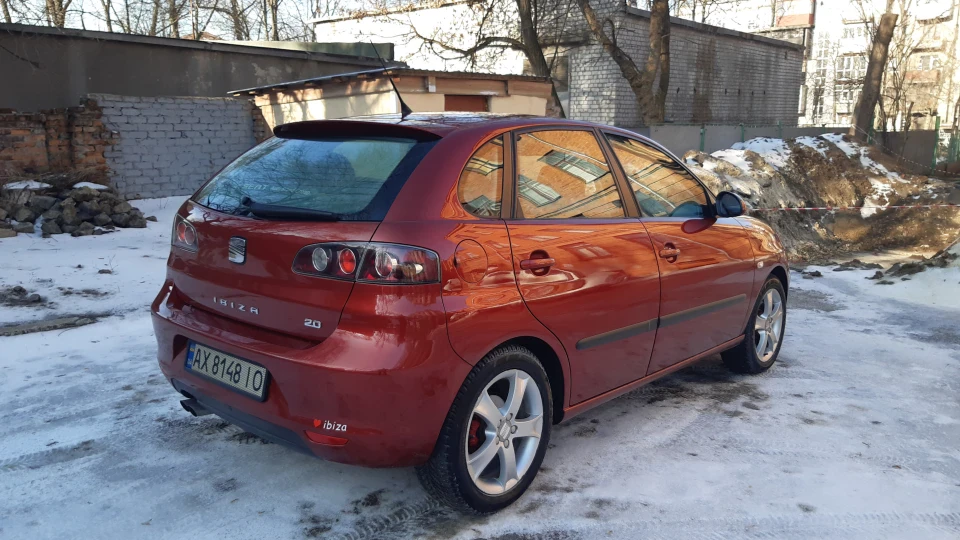 SEAT Ibiza 2.0 МT Sport 4