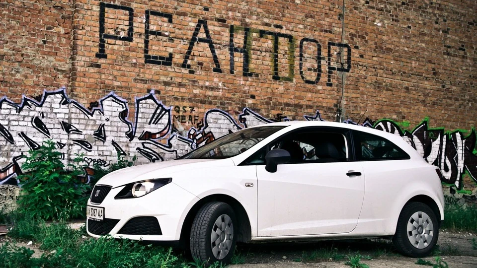 SEAT Ibiza Біле SC 2