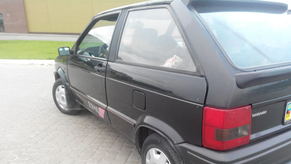 SEAT Ibiza Black 2