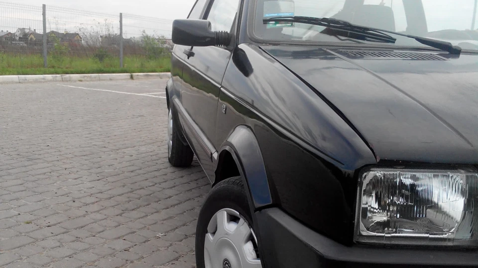 SEAT Ibiza Black 3