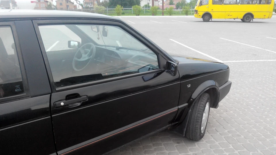 SEAT Ibiza Black 5