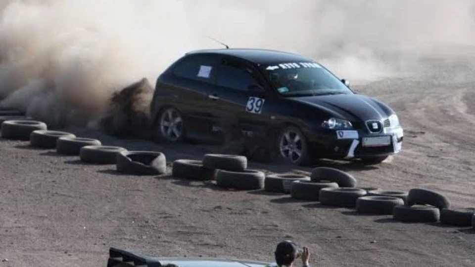 SEAT Ibiza Black 3