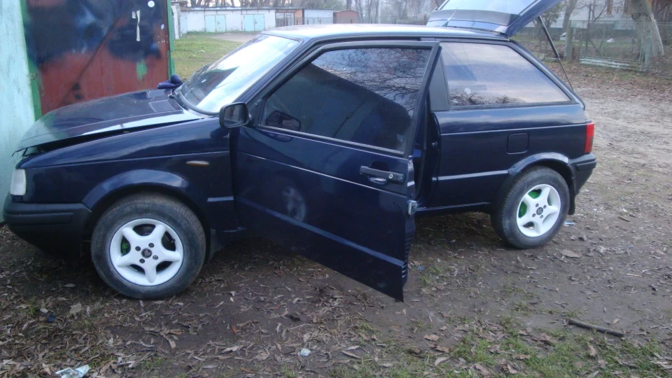SEAT Ibiza Бурчик 2