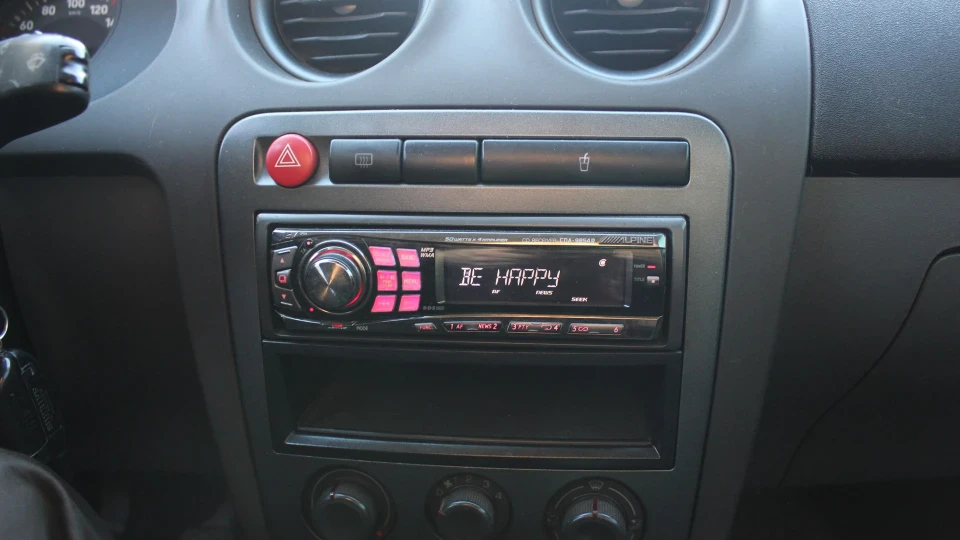 SEAT Ibiza Morel Audio 3