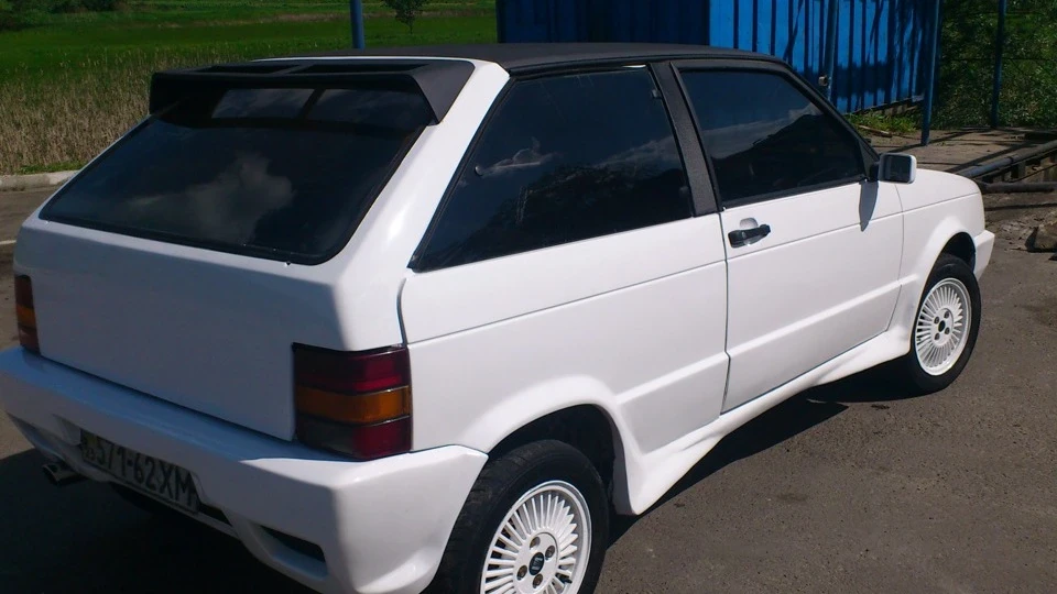 SEAT Ibiza Дуже економна та жвава 3