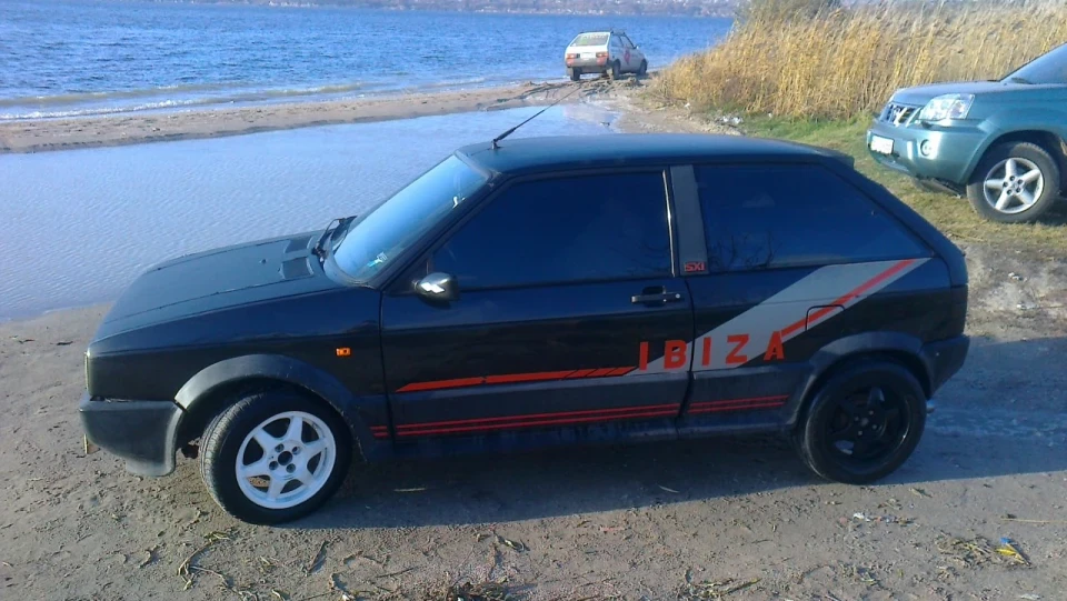 SEAT Ibiza розпродаю деталі з неї 3