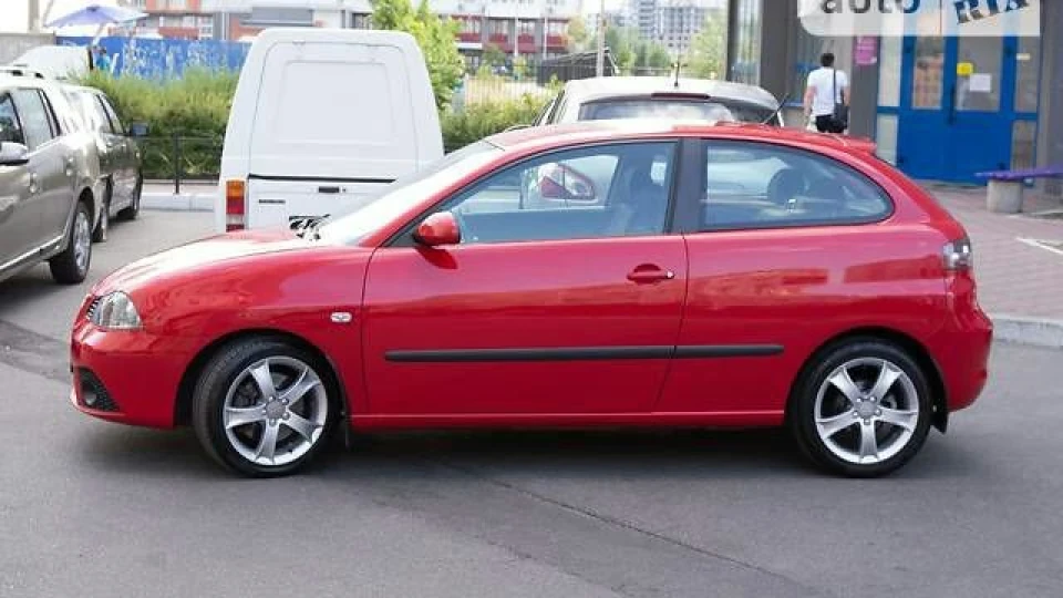SEAT Ibiza Red Swallow 2
