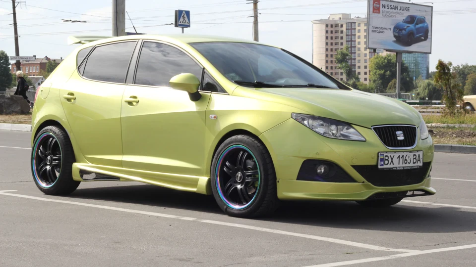 SEAT Ibiza Салатовий металік 2