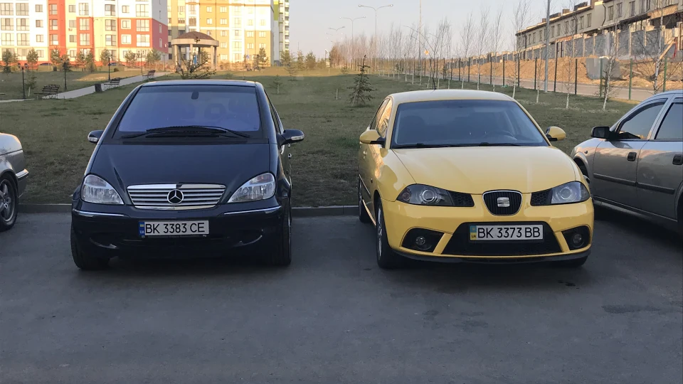 SEAT Ibiza Sport жовта-заЖигалочка 5