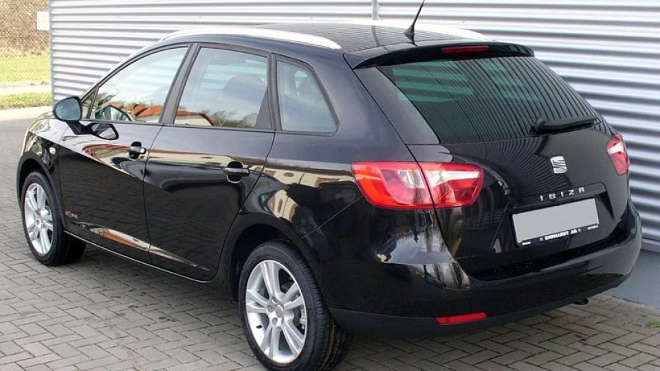 SEAT Ibiza ST 2