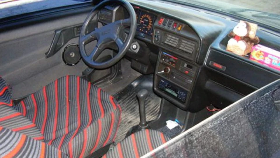 SEAT Ibiza табурет 2