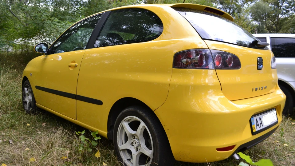 SEAT Ibiza Yellow Label 3