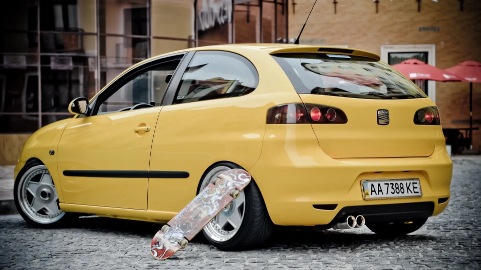 SEAT Ibiza Жовток 3