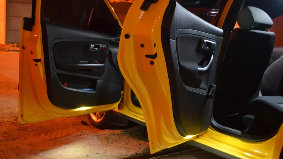 SEAT Ibiza Гаряча Іспанка 2л.(BBX) 3