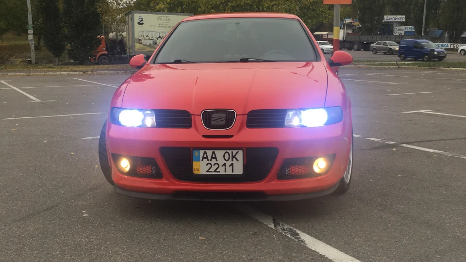 SEAT Leon Cupra