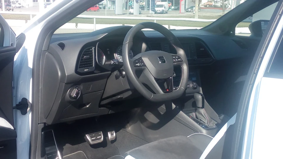 SEAT Leon Cupra 280 4