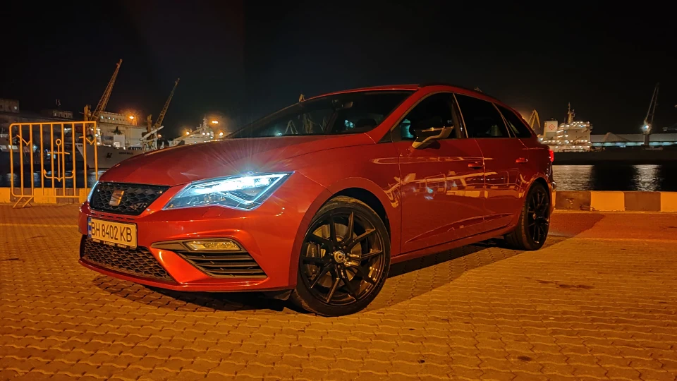 SEAT Leon Cupra Overload