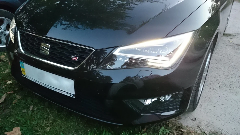 SEAT Leon FR 4