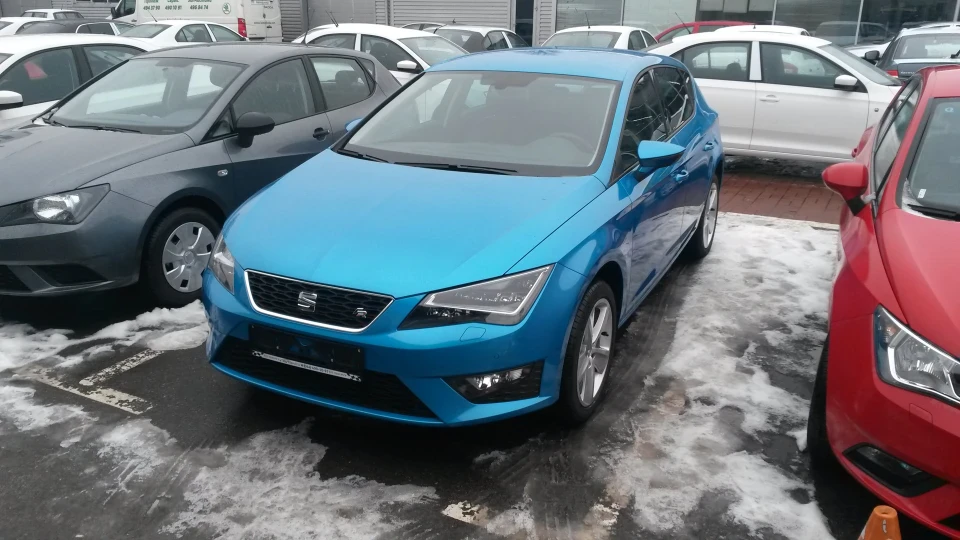 SEAT Leon FR 180HP/1,8 DSG7 Alor Blue