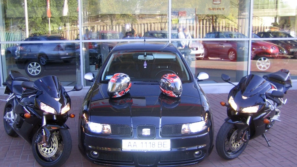 SEAT Leon FR (formula racing) 1.8T 4