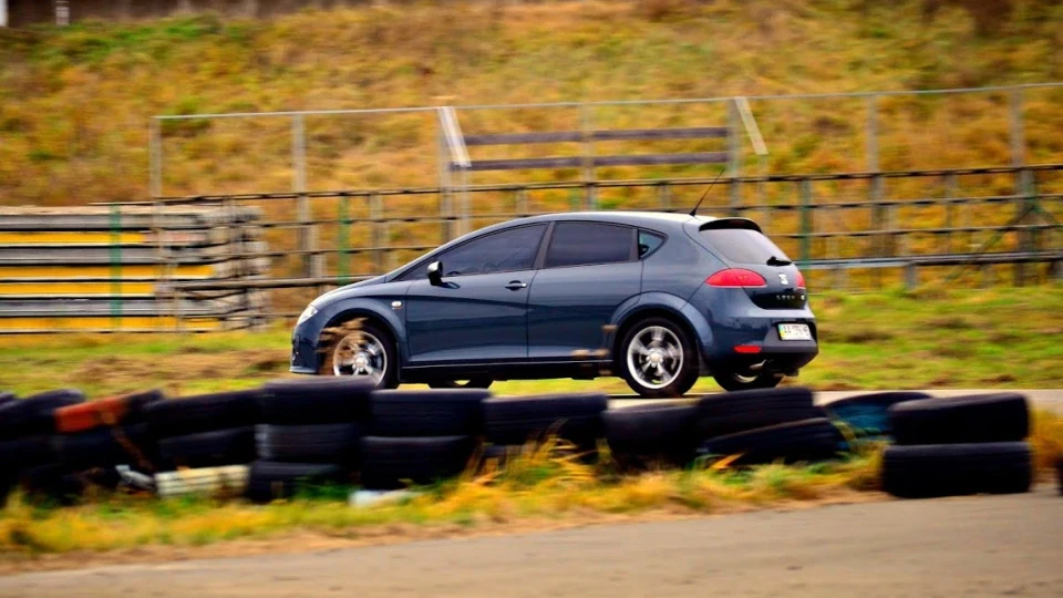 SEAT Leon FR ?..FR!!! 5