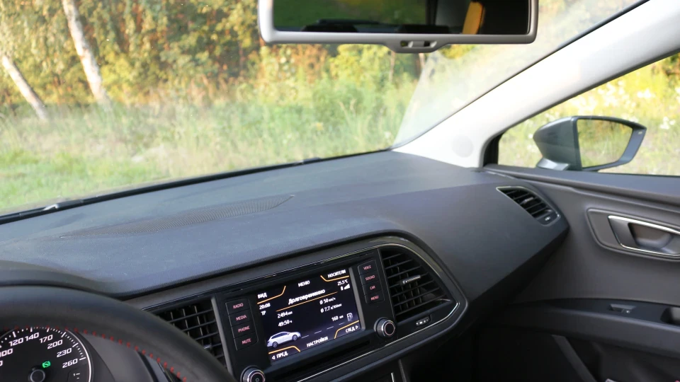 SEAT Leon FR SEAT Leon ST FR 5