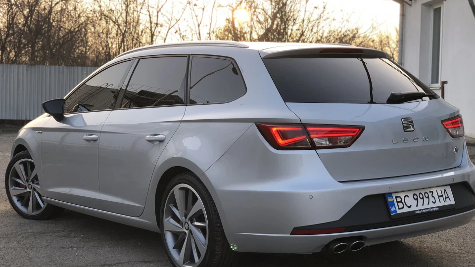 SEAT Leon FR ST 4