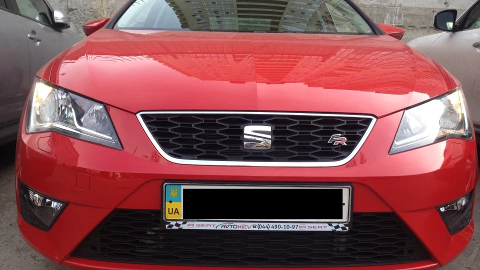 SEAT Leon FR Тягач )