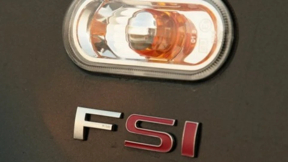 SEAT Leon 2.0 FSI, Sport, black 2
