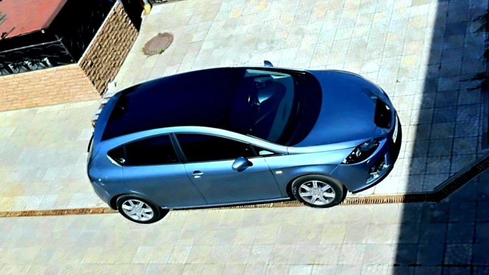 SEAT Leon 2.0 TDI Blue bird 4