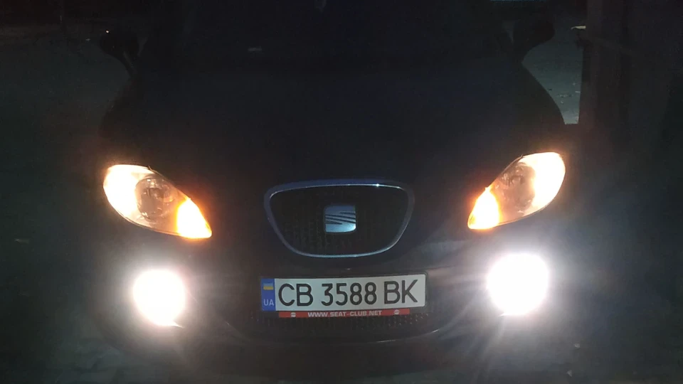 SEAT Leon ЛЕВА 3