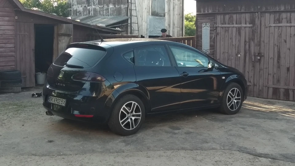 SEAT Leon Левчик