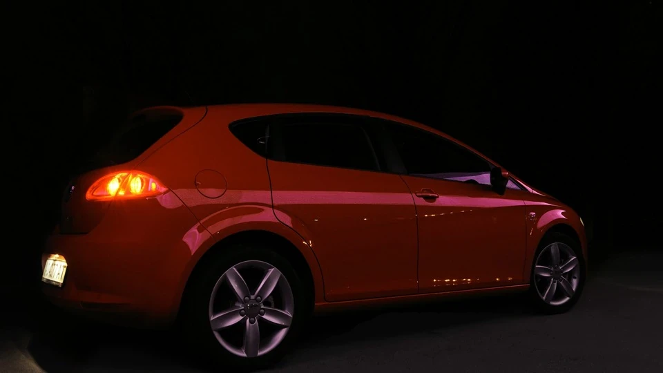 SEAT Leon Нетурбо Несвято