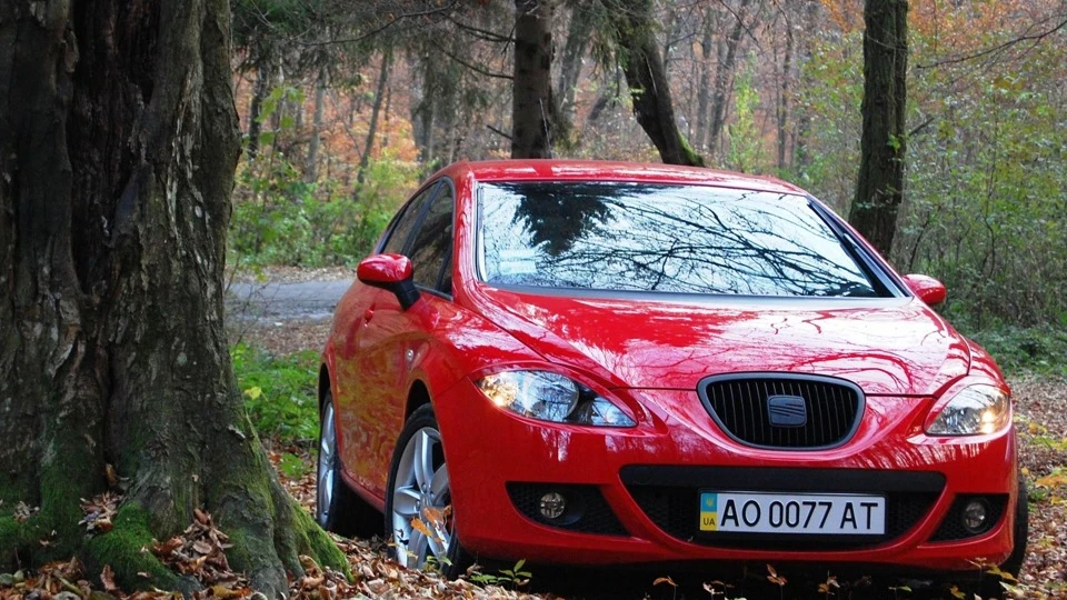 SEAT Leon Нетурбо Несвято 3