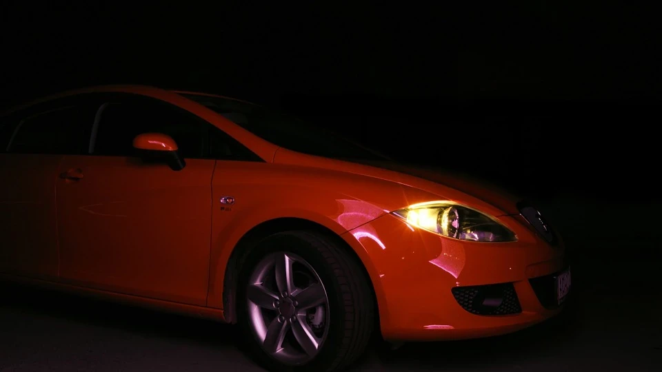 SEAT Leon Нетурбо Несвято 5