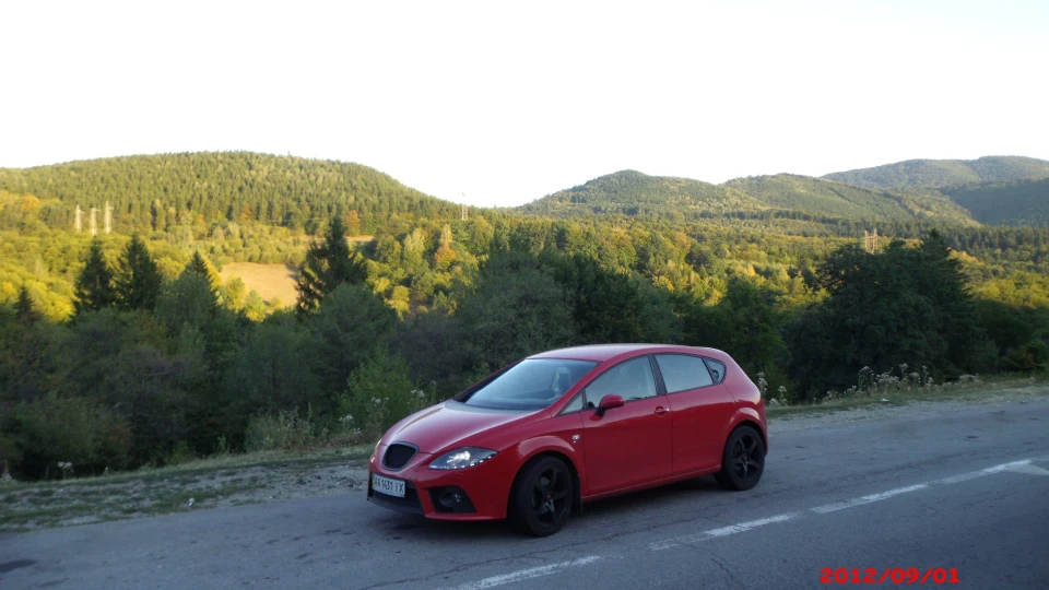 SEAT Leon red&black 5