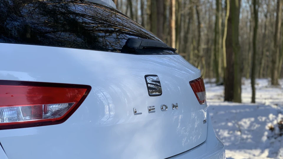 SEAT Leon ST 2.0tdi DSG 3
