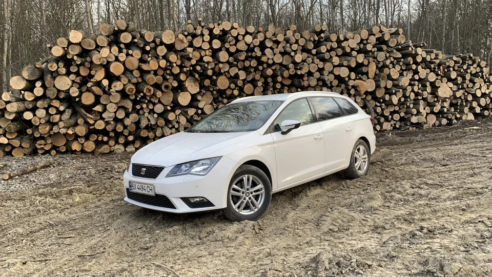 SEAT Leon ST 2.0tdi DSG 5