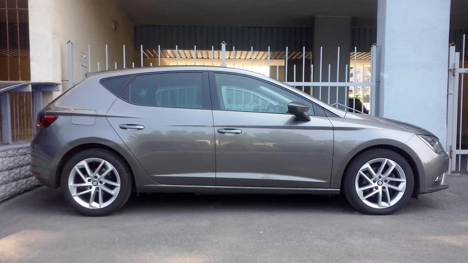 SEAT Leon Technic Grey STYLE Plus 2