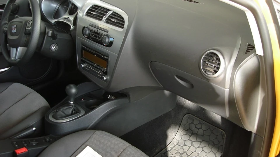 SEAT Leon Yellow Provocator 2
