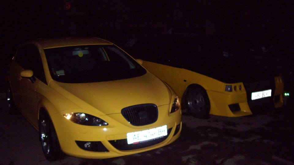 SEAT Leon Жовтий LeMon 2
