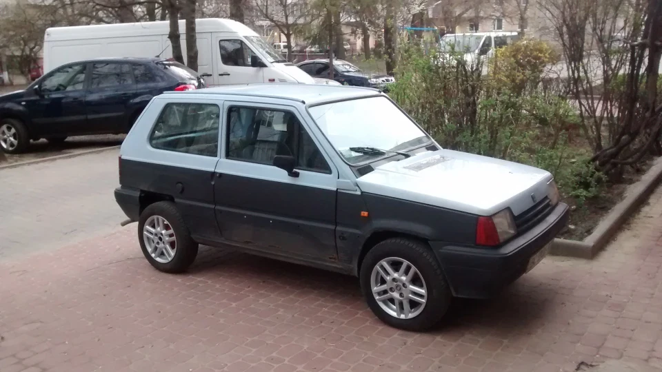 SEAT Marbella 0.9L на людину. 4