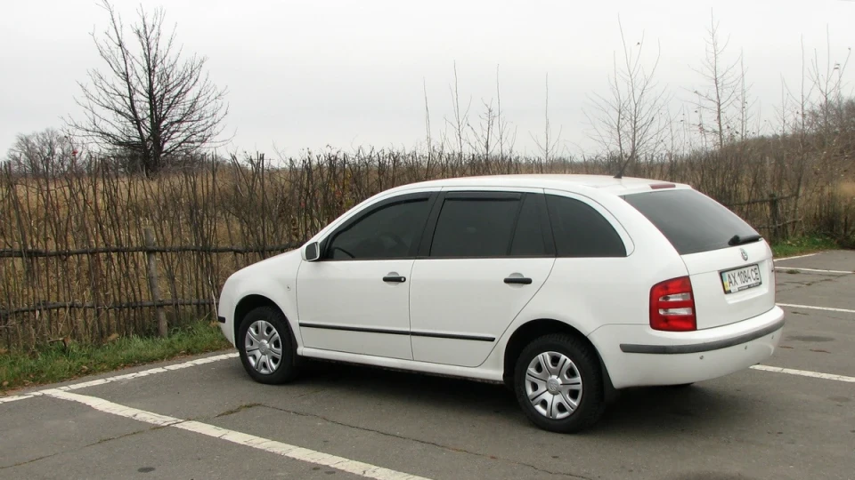 Skoda Fabia Combi '03 AME (1,4 MPI) 4