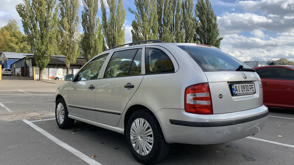 Skoda Fabia Combi 1.4 16V Ambition 2